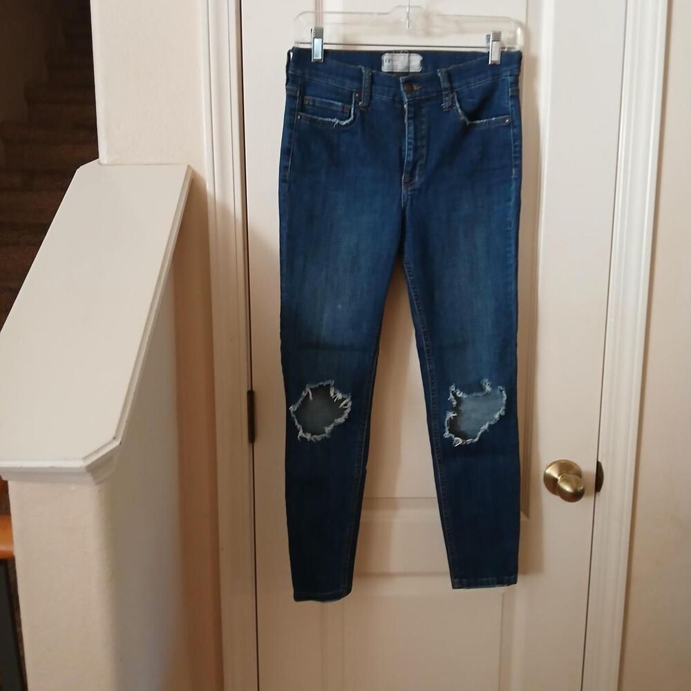 Free People Busted Knee Distressed Skinny Jeans 27 Indie Boho Capsule Wardrobe